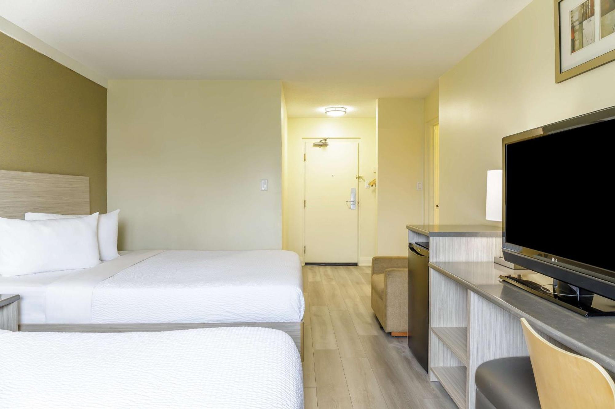 Motel 6 Niagara Falls, On Near The Falls Bagian luar foto