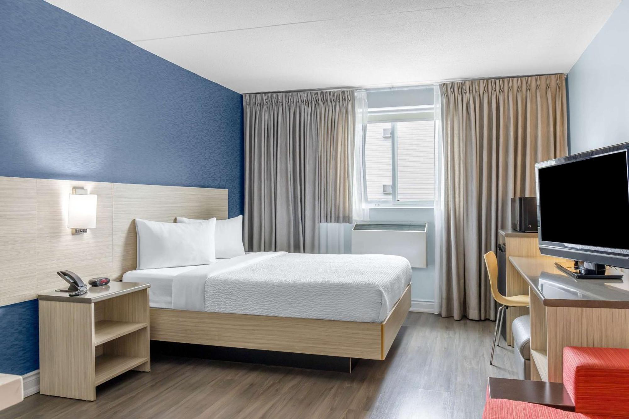 Motel 6 Niagara Falls, On Near The Falls Bagian luar foto