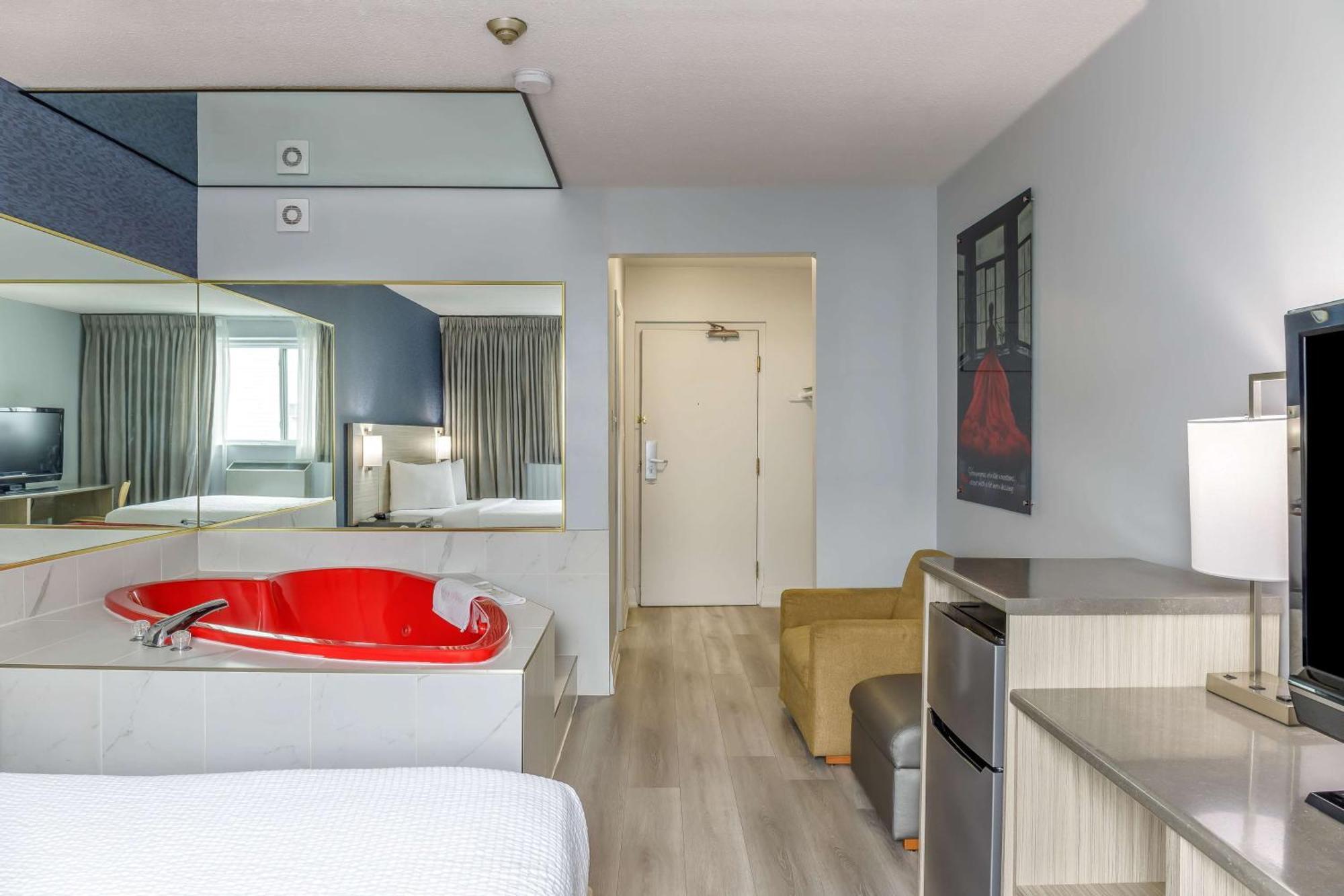 Motel 6 Niagara Falls, On Near The Falls Bagian luar foto