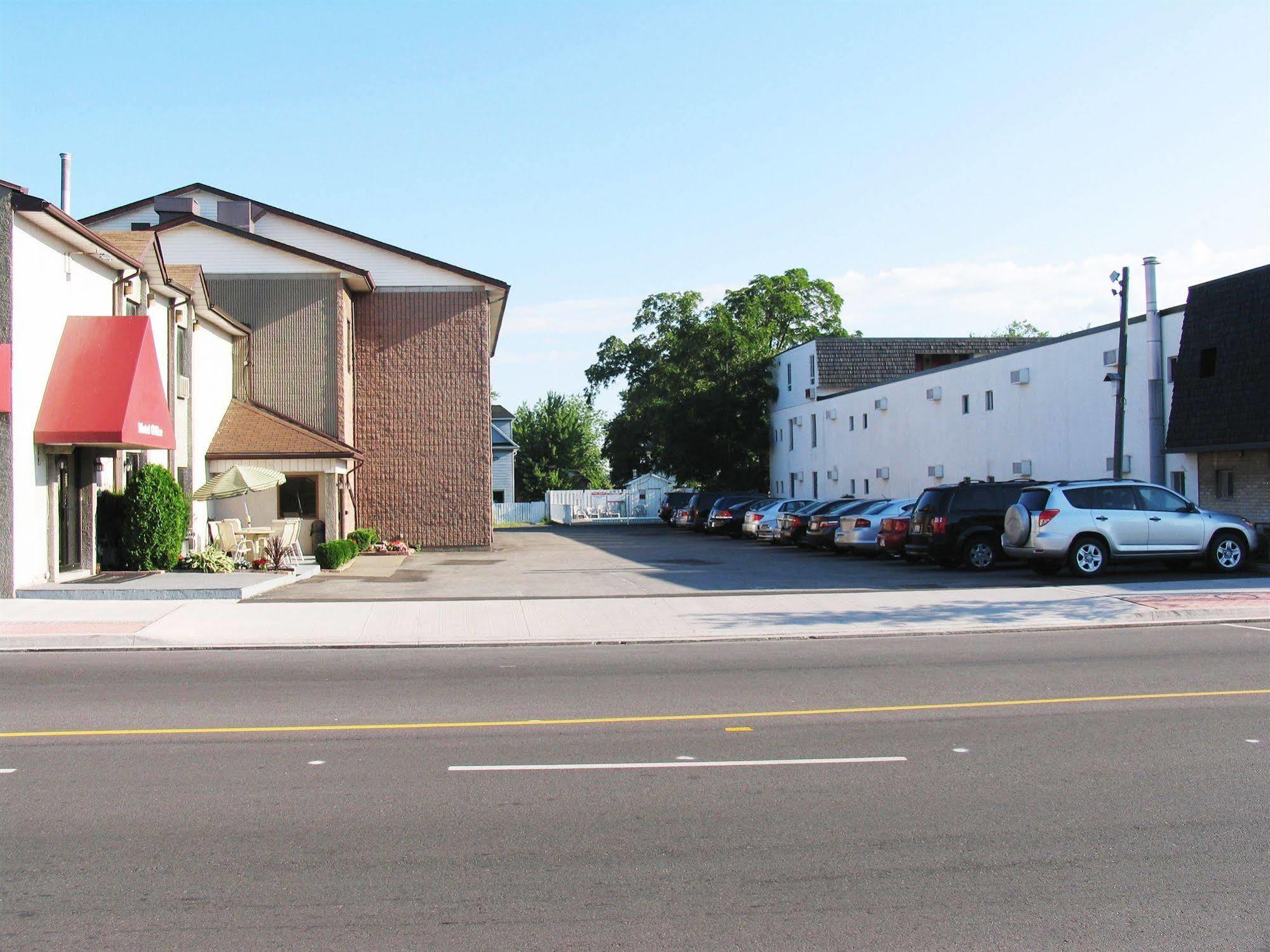 Motel 6 Niagara Falls, On Near The Falls Bagian luar foto